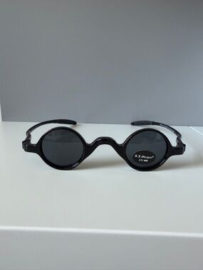 ASOS AJ Morgan avant garde cyberpunk little black round lens sun glasses
